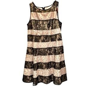 Jessica Simpson Black/Cream lace fit & flare dress